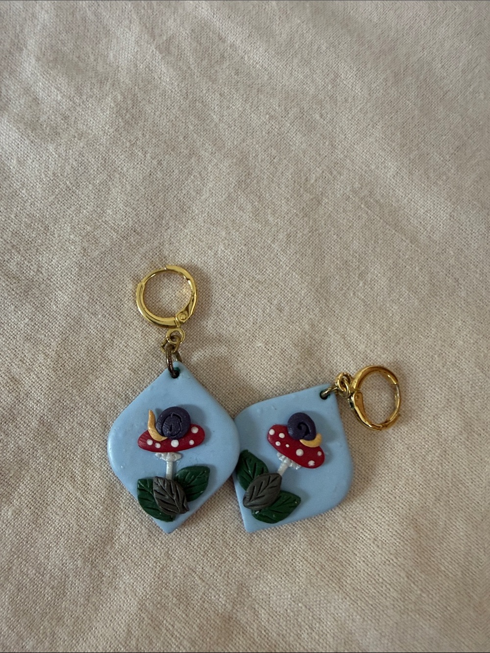 18 Pairs of earrings, fun boho costume jewelry!